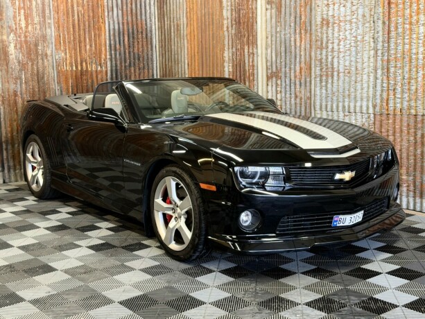 chevrolet-camaro-bensin-2012-big-1