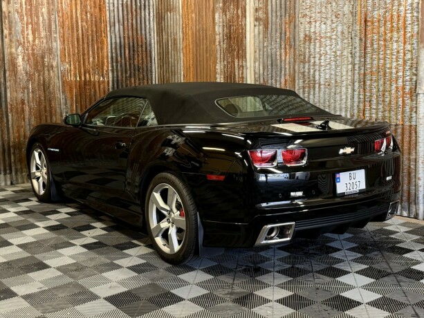 chevrolet-camaro-bensin-2012-big-50