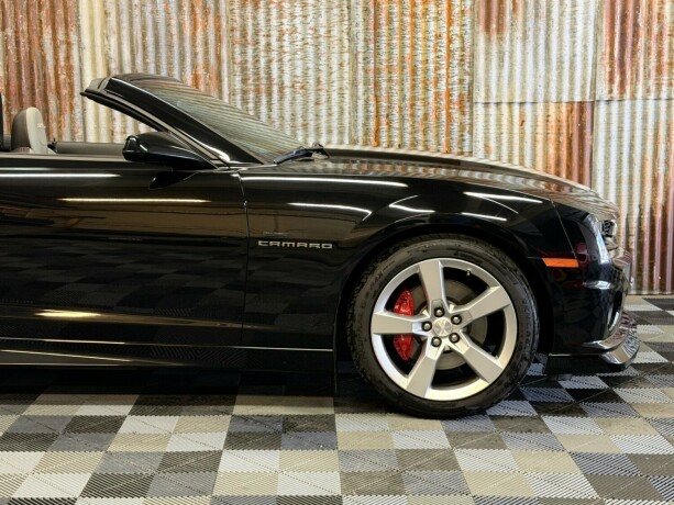 chevrolet-camaro-bensin-2012-big-4