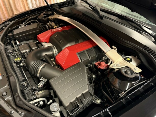 chevrolet-camaro-bensin-2012-big-47