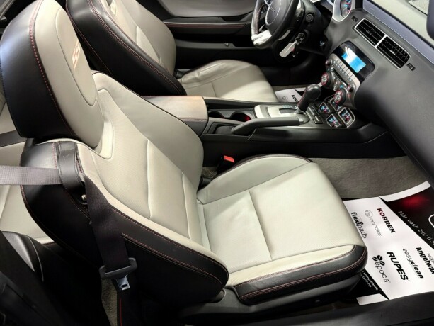 chevrolet-camaro-bensin-2012-big-36
