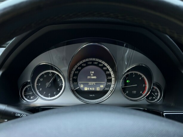 mercedes-benz-e-klasse-diesel-2011-big-14