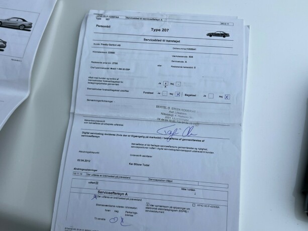 mercedes-benz-e-klasse-bensin-2011-big-37