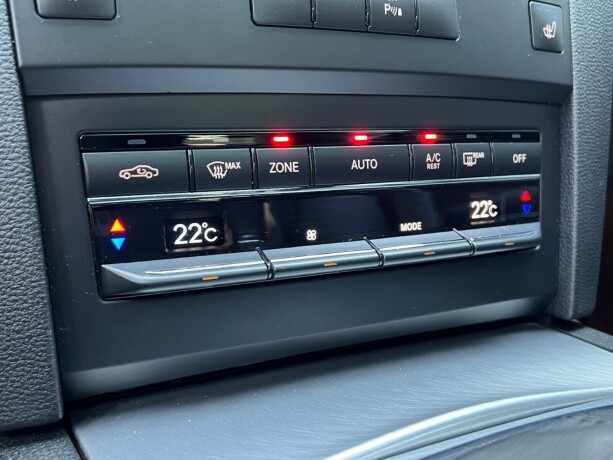 mercedes-benz-e-klasse-bensin-2011-big-20