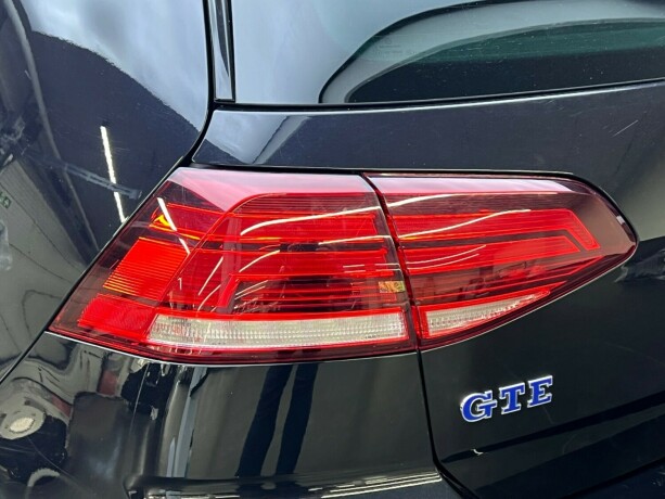 volkswagen-golf-elektrisitetbensin-2018-big-6
