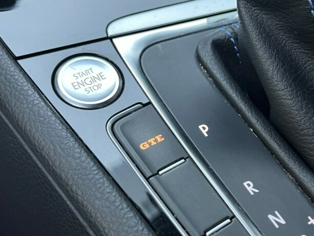 volkswagen-golf-elektrisitetbensin-2018-big-29
