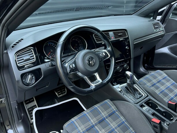 volkswagen-golf-elektrisitetbensin-2018-big-9
