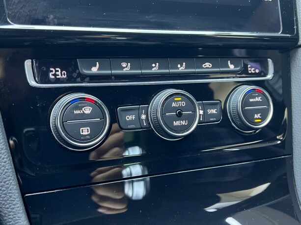 volkswagen-golf-elektrisitetbensin-2018-big-28