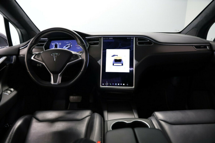 tesla-model-x-elektrisitet-2018-big-8