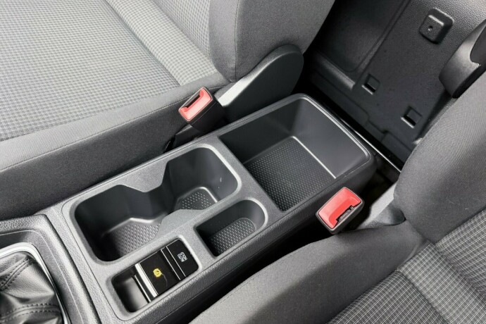 volkswagen-caddy-diesel-2021-big-19