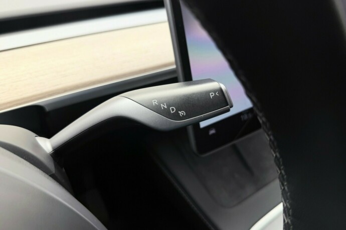 tesla-model-y-elektrisitet-2023-big-24