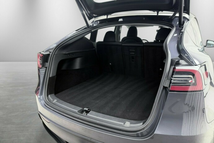 tesla-model-y-elektrisitet-2023-big-35