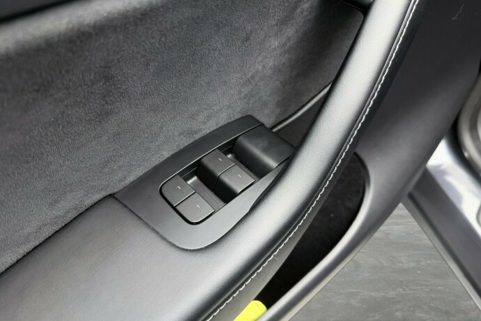 tesla-model-y-elektrisitet-2023-big-22