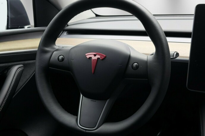 tesla-model-y-elektrisitet-2023-big-18