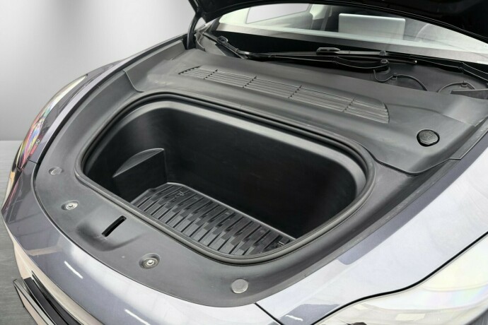 tesla-model-y-elektrisitet-2023-big-33
