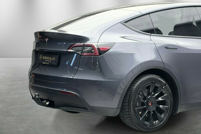 tesla-model-y-elektrisitet-2023-big-7