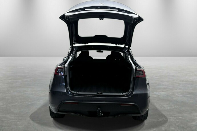 tesla-model-y-elektrisitet-2023-big-34