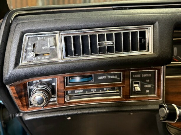 cadillac-eldorado-bensin-1976-big-31