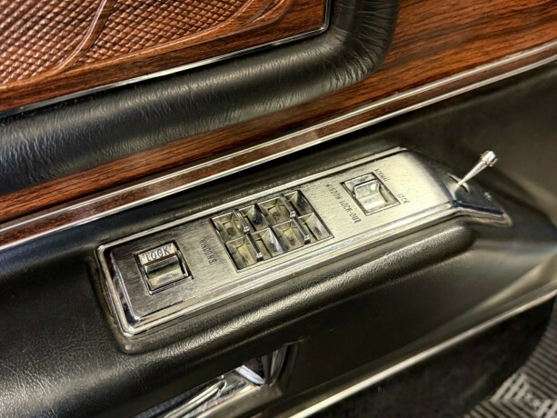 cadillac-eldorado-bensin-1976-big-28