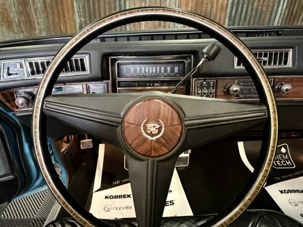 cadillac-eldorado-bensin-1976-big-29