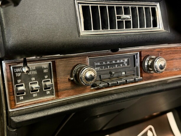 cadillac-eldorado-bensin-1976-big-32