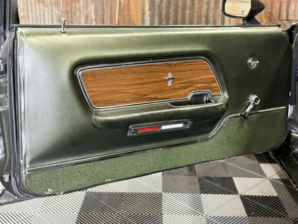 ford-mustang-bensin-1970-big-29