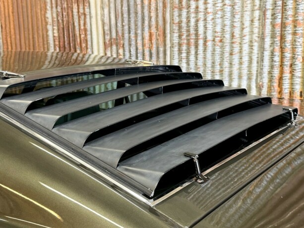 ford-mustang-bensin-1970-big-24