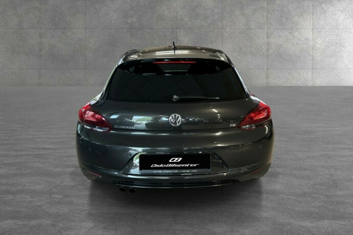 volkswagen-scirocco-bensin-2011-big-4