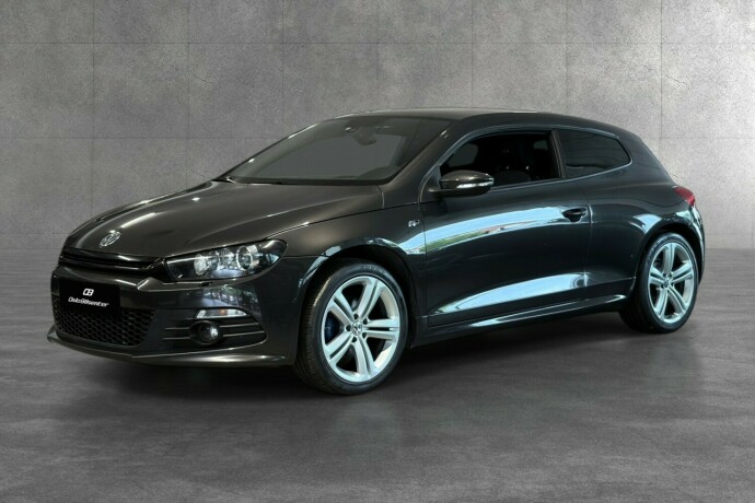 volkswagen-scirocco-bensin-2011-big-2