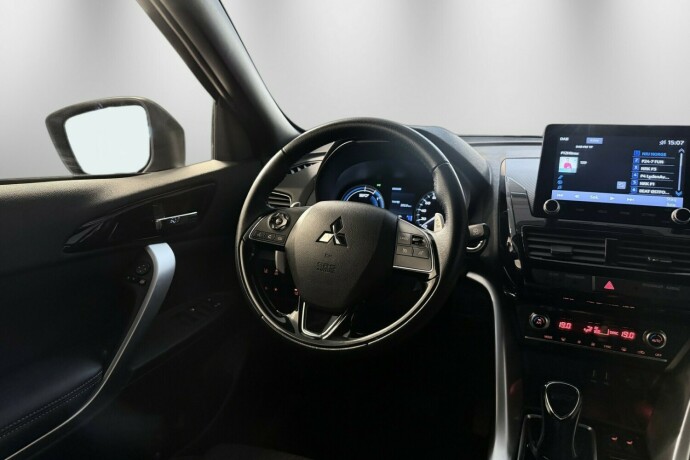 mitsubishi-eclipse-cross-elektrisitetbensin-2021-big-15