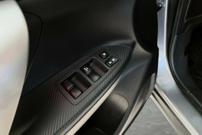 mitsubishi-eclipse-cross-elektrisitetbensin-2021-big-12