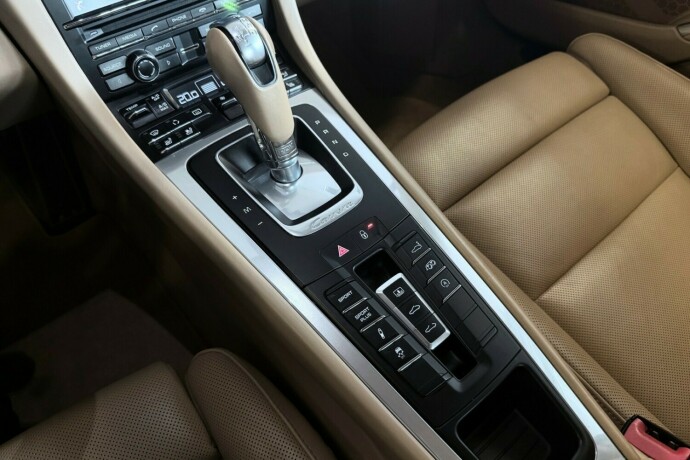 porsche-911-carrera-4s-bensin-2013-big-28