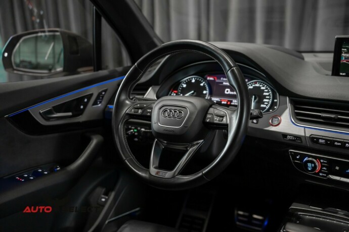 audi-sq7-diesel-2017-big-40
