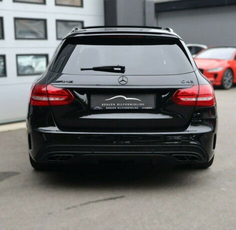 mercedes-benz-c43-bensin-2016-big-5