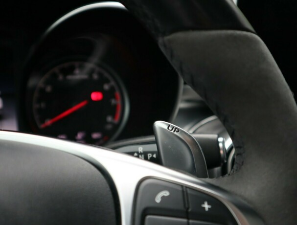mercedes-benz-c43-bensin-2016-big-18