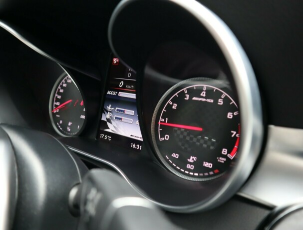 mercedes-benz-c43-bensin-2016-big-31