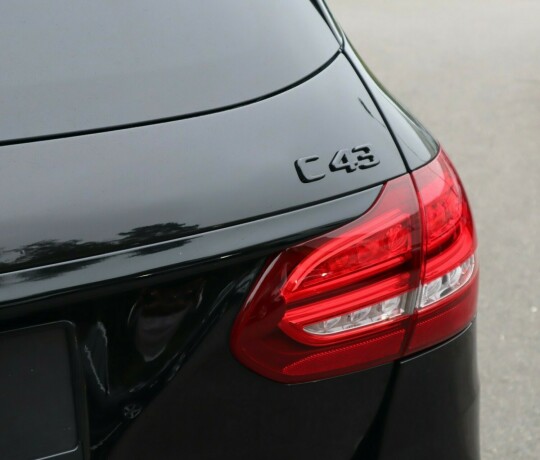 mercedes-benz-c43-bensin-2016-big-26
