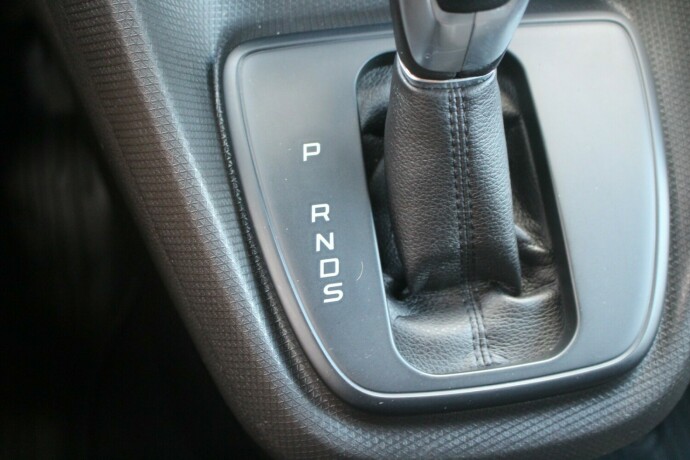 ford-transit-connect-diesel-2017-big-19