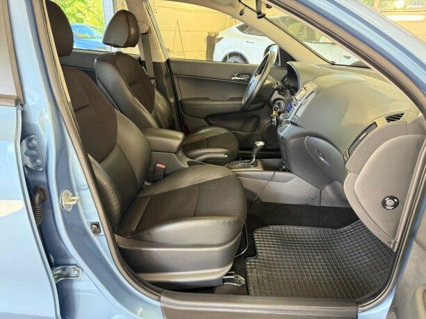 hyundai-i30-bensin-2011-big-10