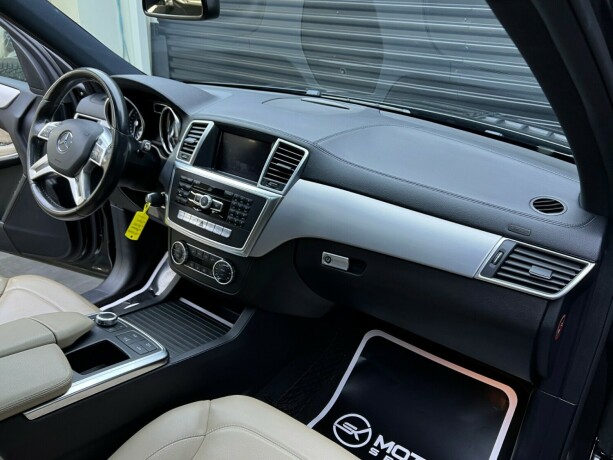 mercedes-benz-gl350-diesel-2014-big-10