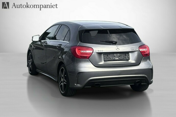 mercedes-benz-a200-diesel-2013-big-4