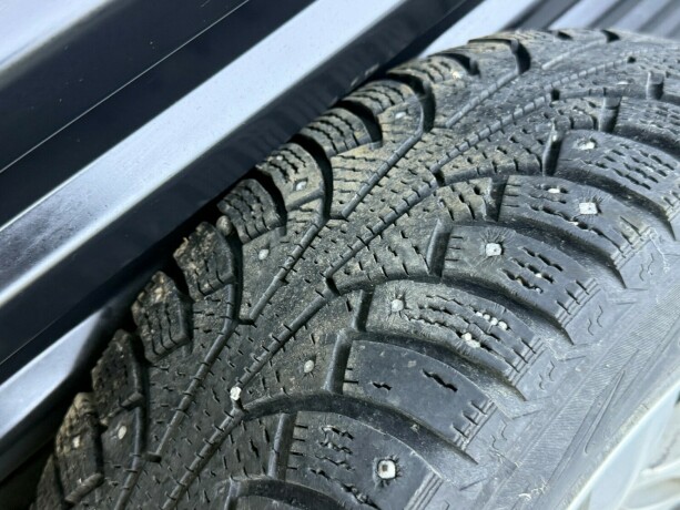 suzuki-jimny-bensin-2006-big-21