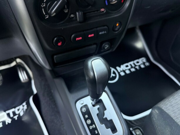suzuki-jimny-bensin-2006-big-14