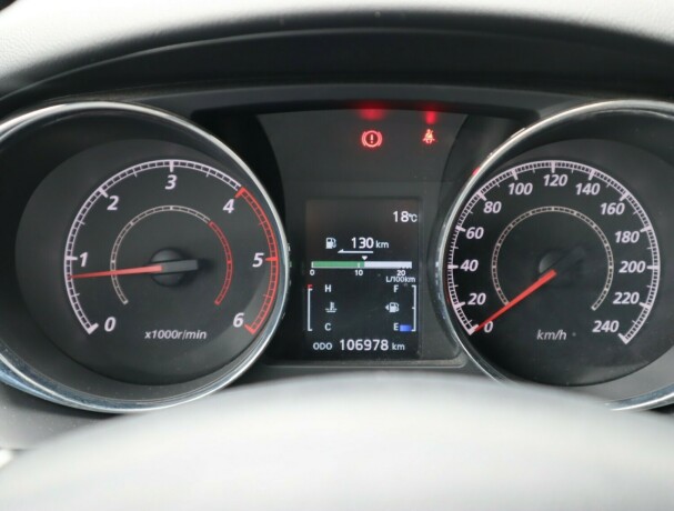 mitsubishi-asx-diesel-2011-big-26