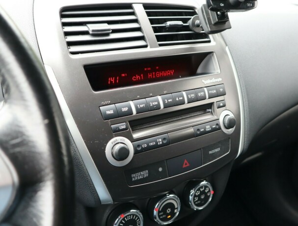 mitsubishi-asx-diesel-2011-big-17