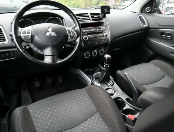 mitsubishi-asx-diesel-2011-big-7