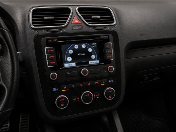 volkswagen-scirocco-bensin-2014-big-14