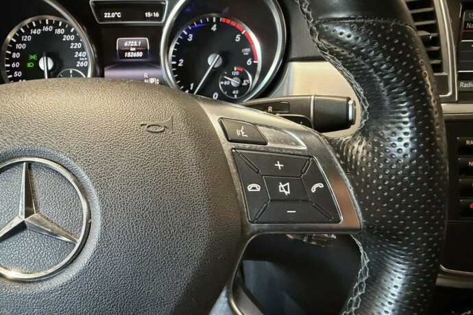 mercedes-benz-ml250-diesel-2015-big-14