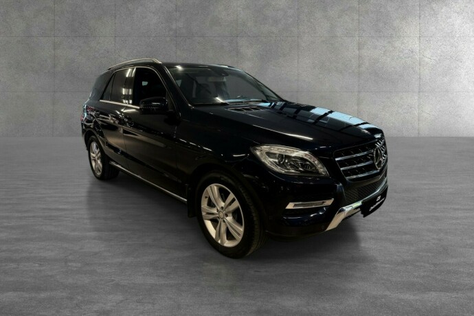 mercedes-benz-ml250-diesel-2015-big-7