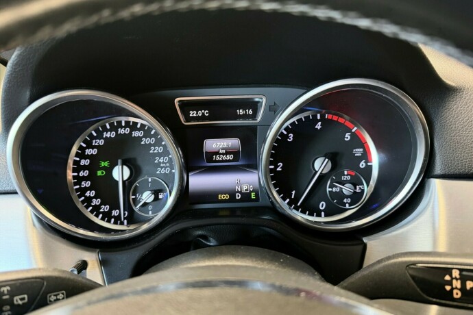 mercedes-benz-ml250-diesel-2015-big-12